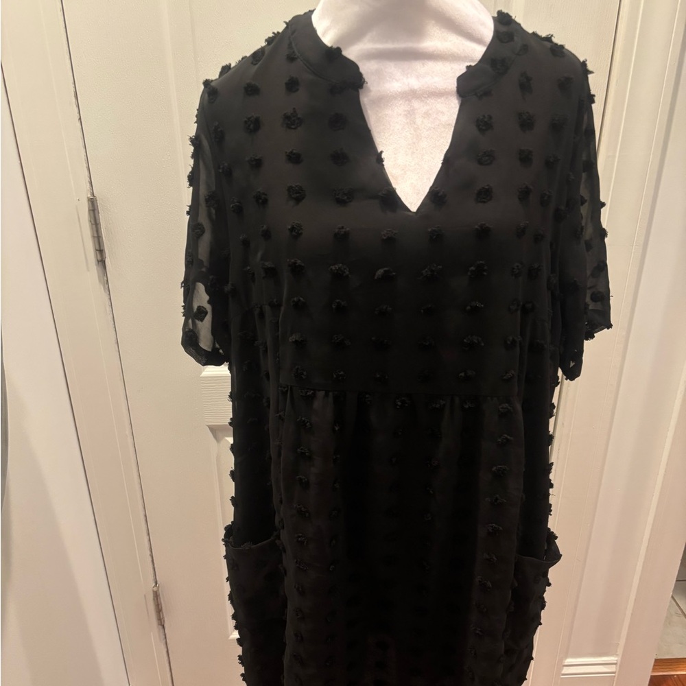 Textured V-Neck Pocket Knee Length Dress